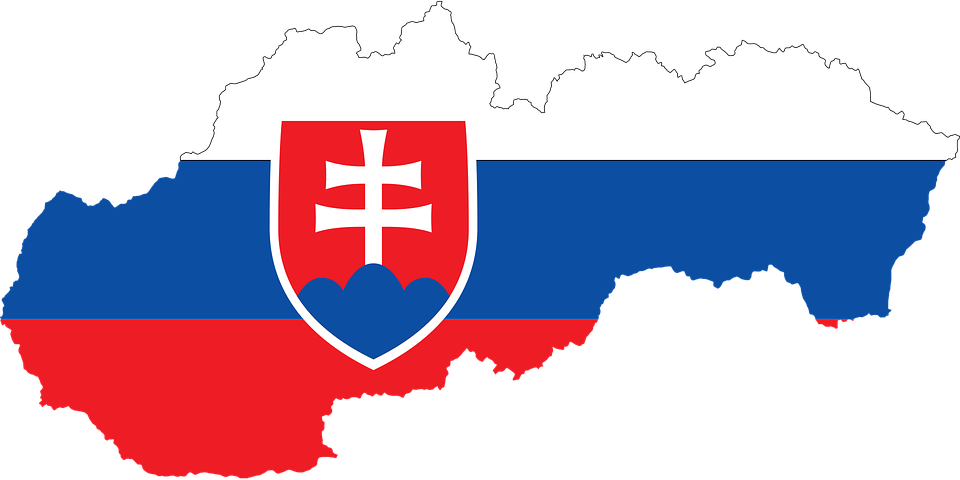 Карта и флаг Словакии - грузоперевозки из Словакии